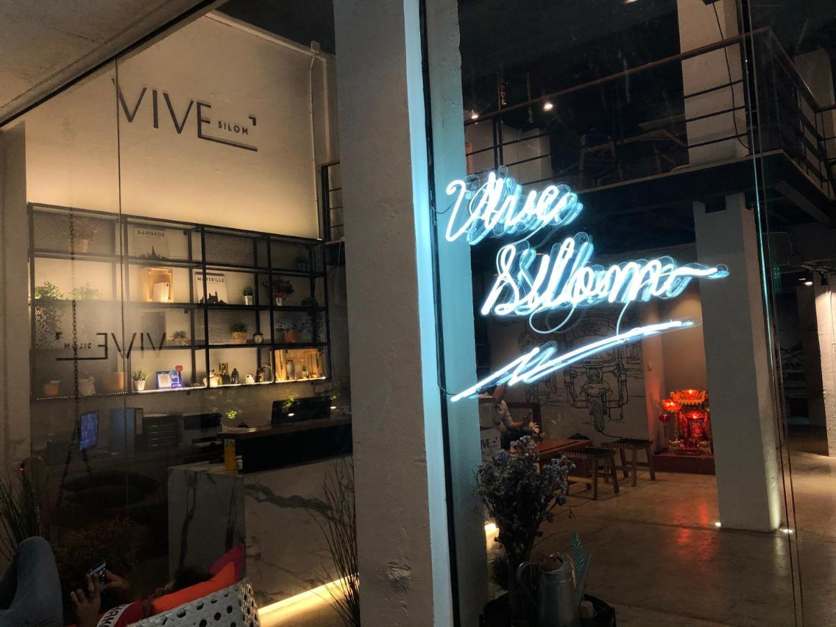 Vive Silom Hotel Bangkok Exterior photo